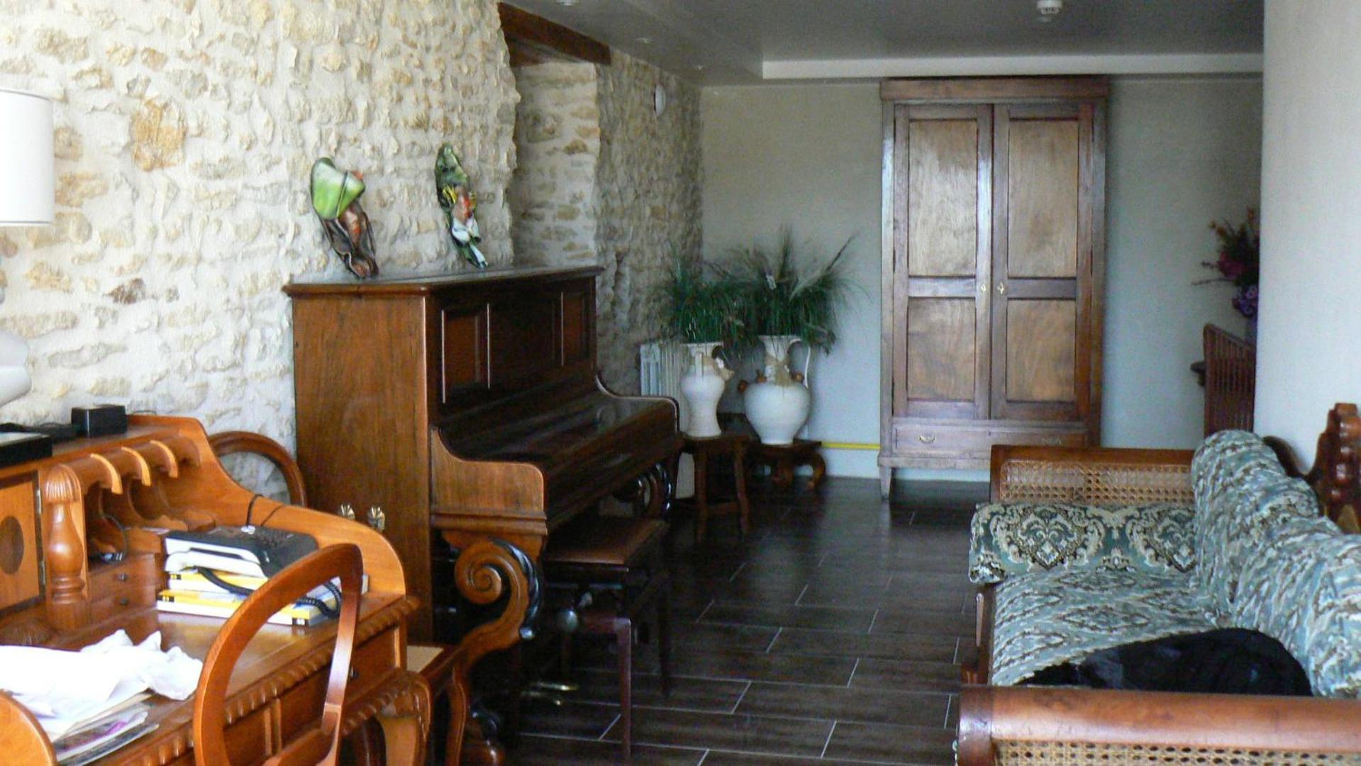 Venoy Le Manoir Des Chapelles B&B 외부 사진