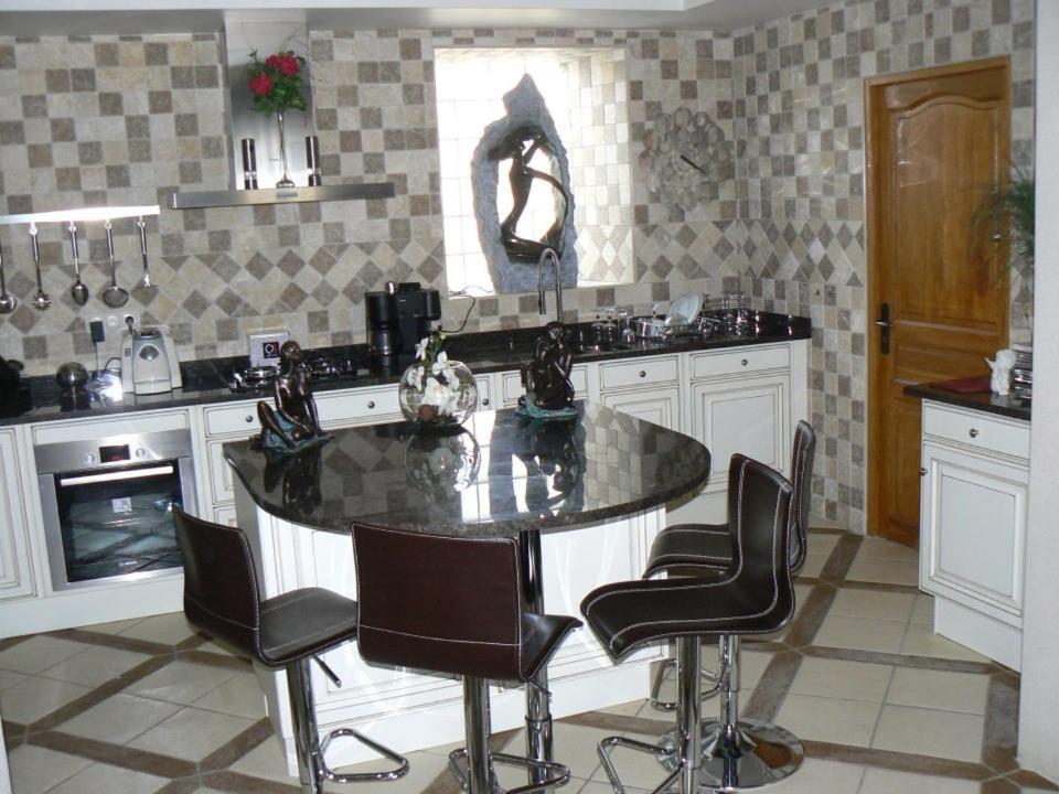 Venoy Le Manoir Des Chapelles B&B 외부 사진