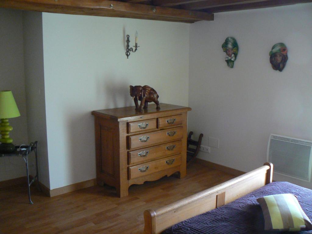 Venoy Le Manoir Des Chapelles B&B 객실 사진
