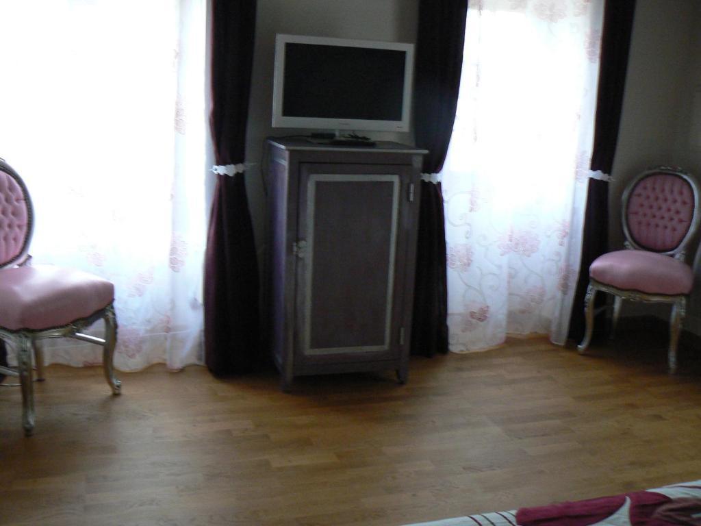Venoy Le Manoir Des Chapelles B&B 객실 사진